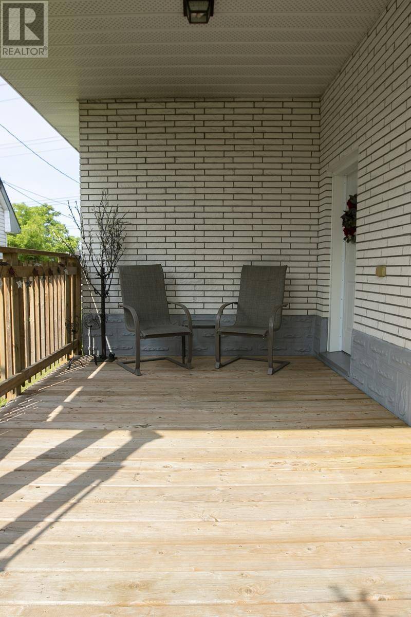 Sault Ste. Marie, ON P6B3W2,17 Wawanosh AVE