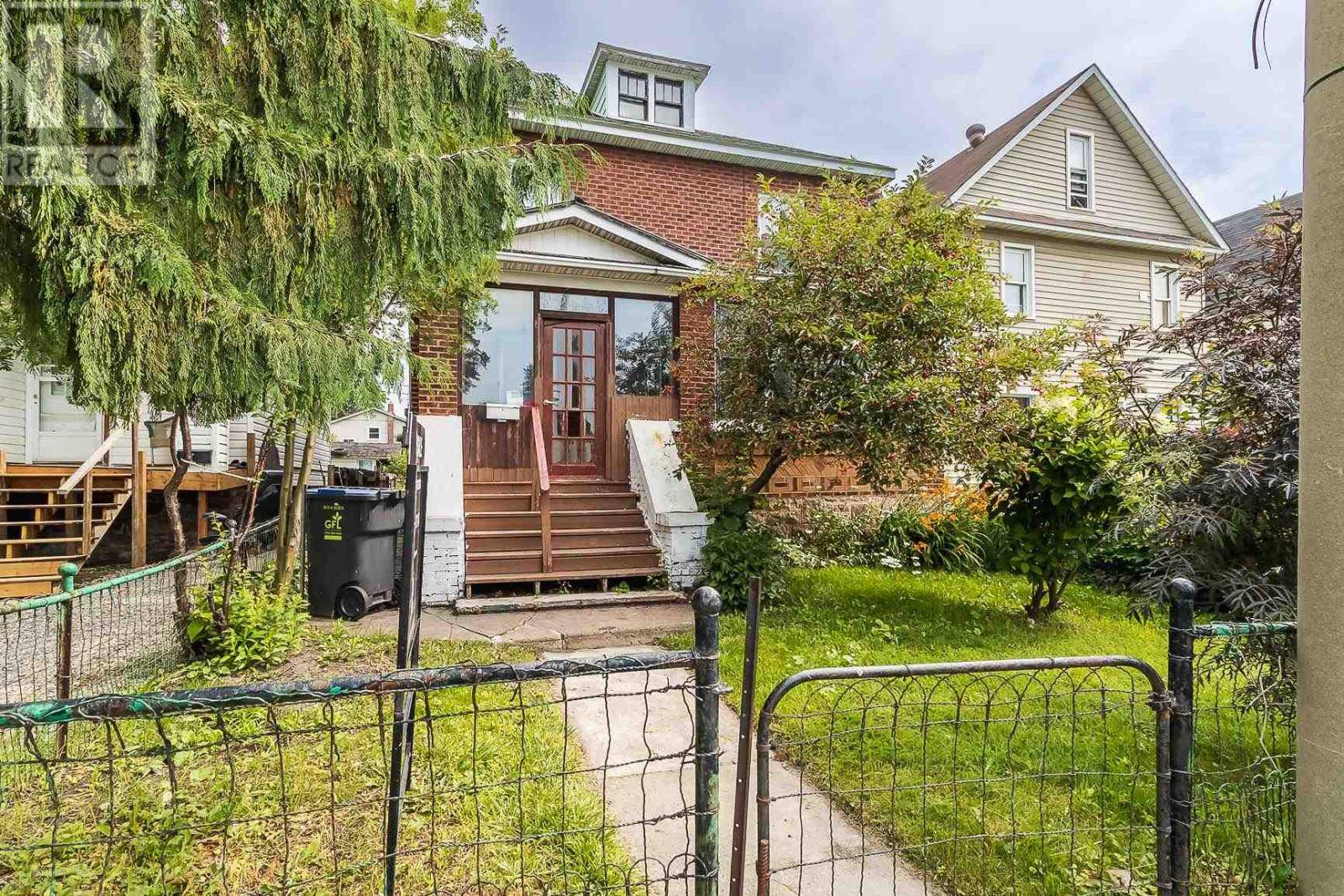 Sault Ste. Marie, ON P6A1B6,244 Albert ST W