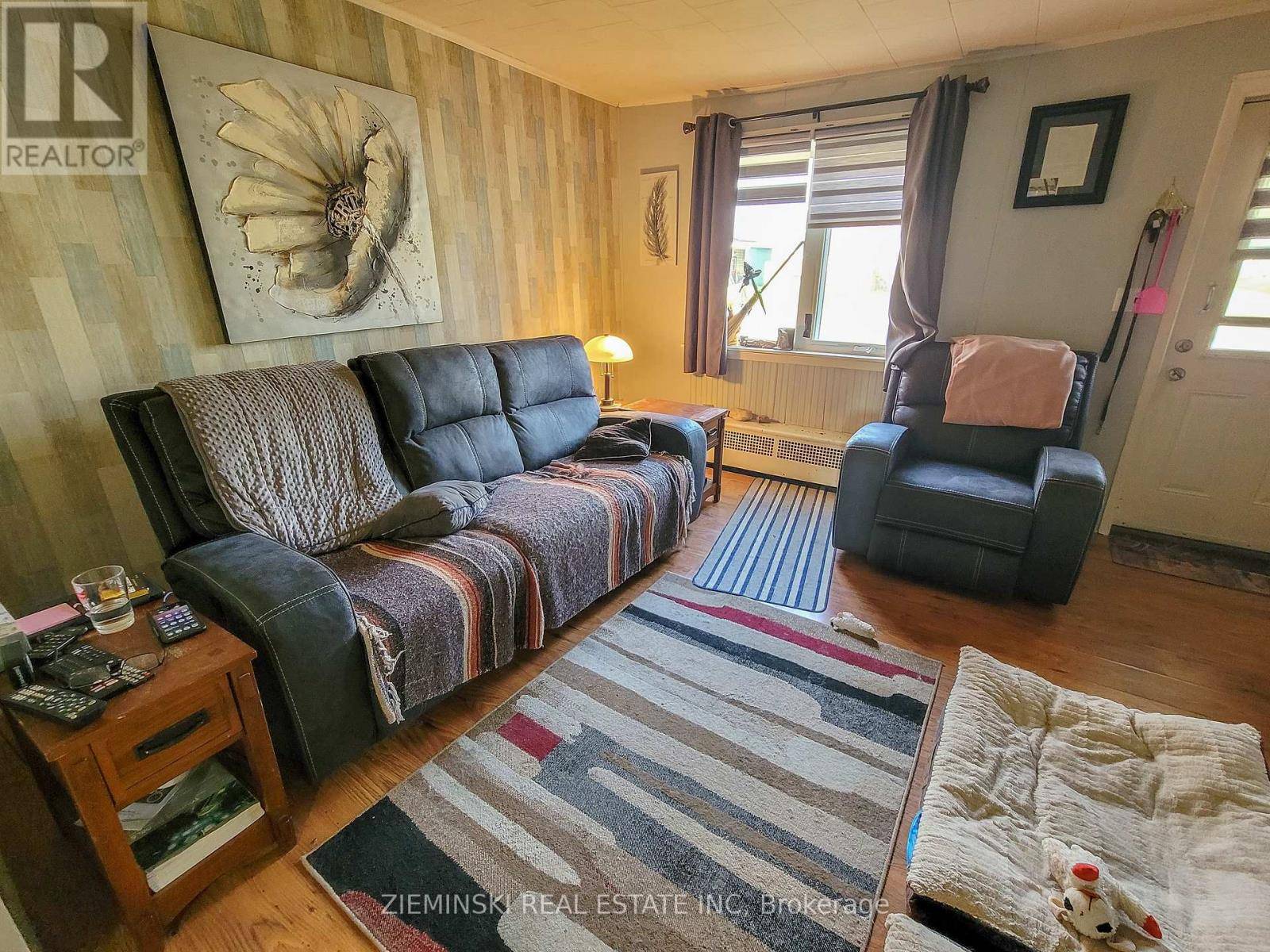 Iroquois Falls, ON P0K1E0,157 ANSON DRIVE