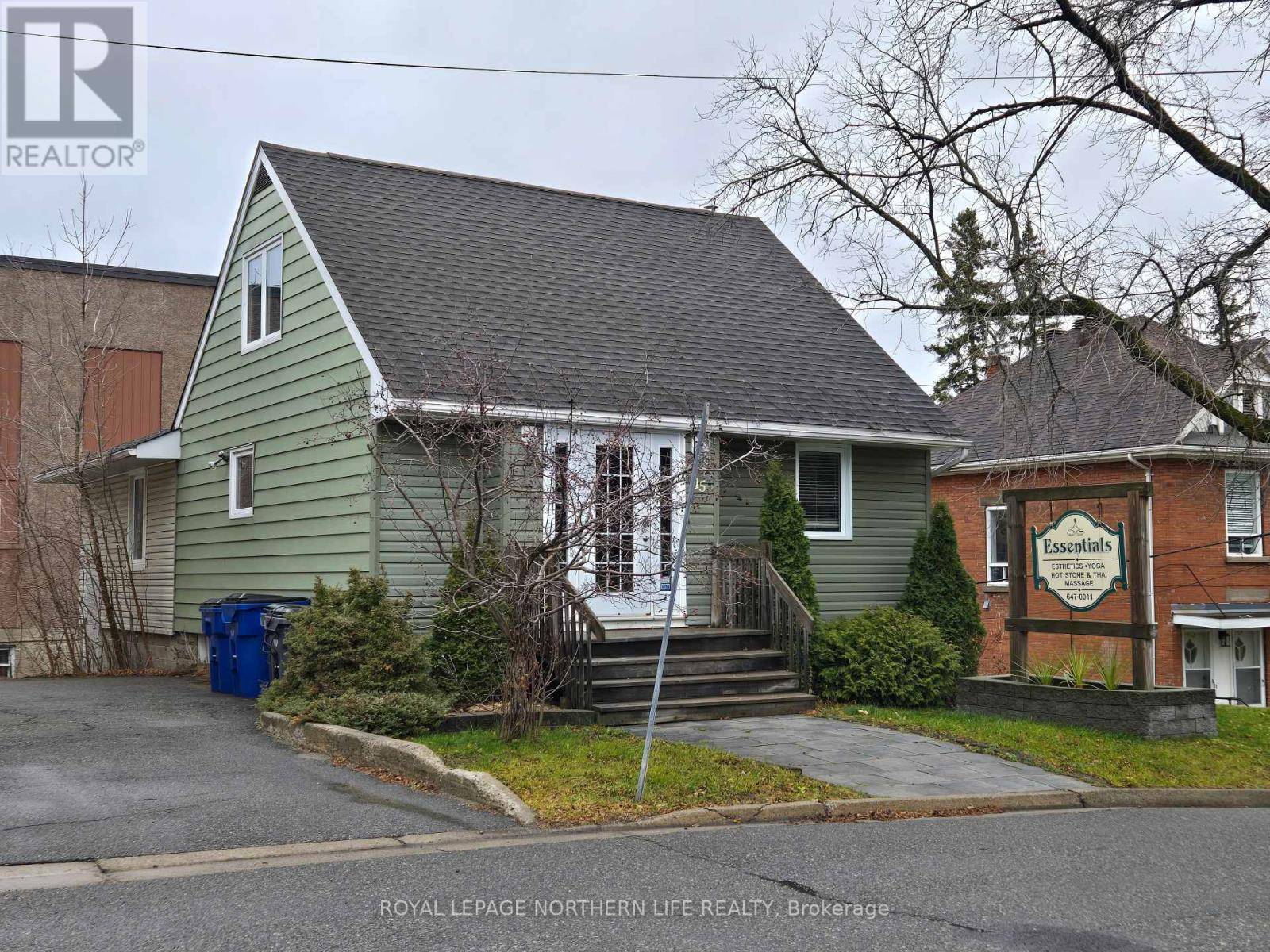 Temiskaming Shores (new Liskeard), ON P0J1P0,15 MARY STREET