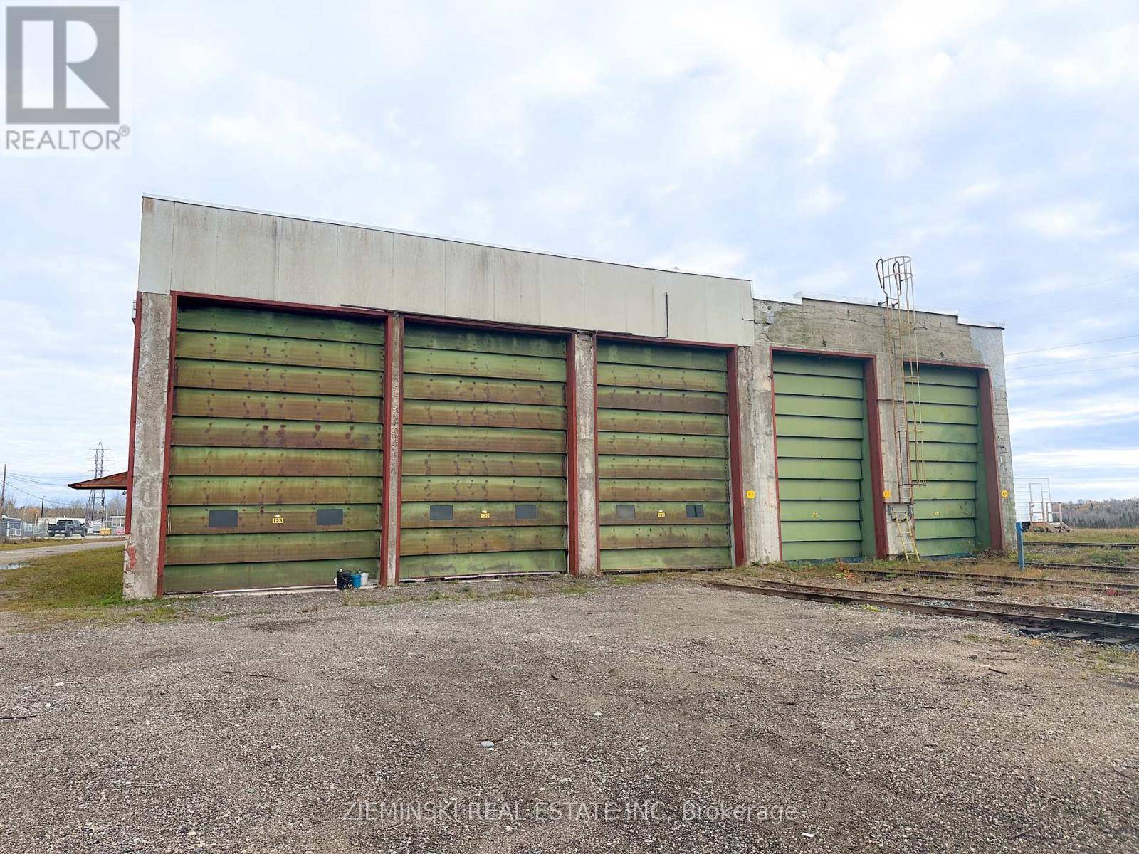 Iroquois Falls, ON P0K1E0,1 Park ST #MS