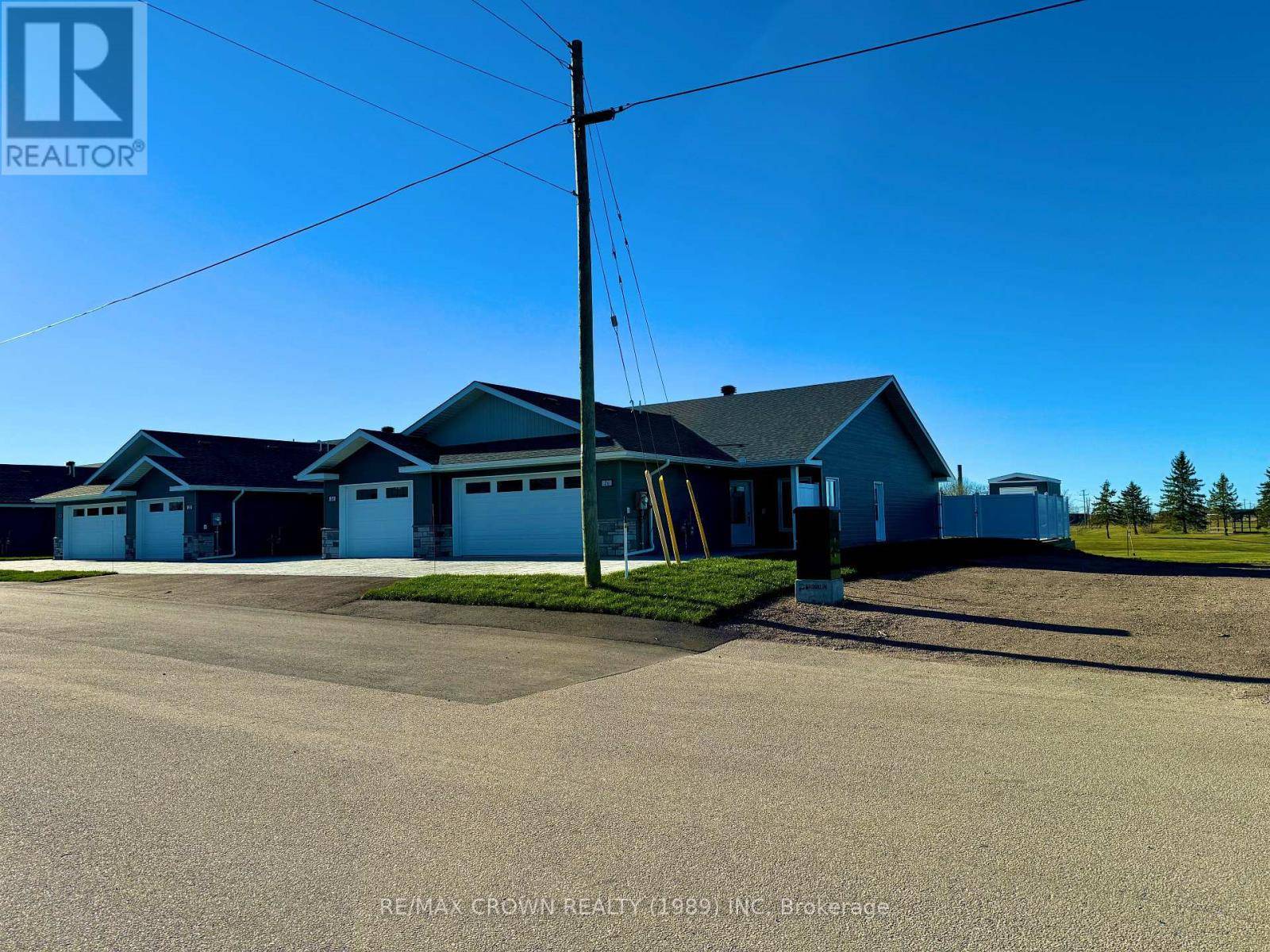 Kapuskasing, ON P5N3J6,26 GOLF STREET
