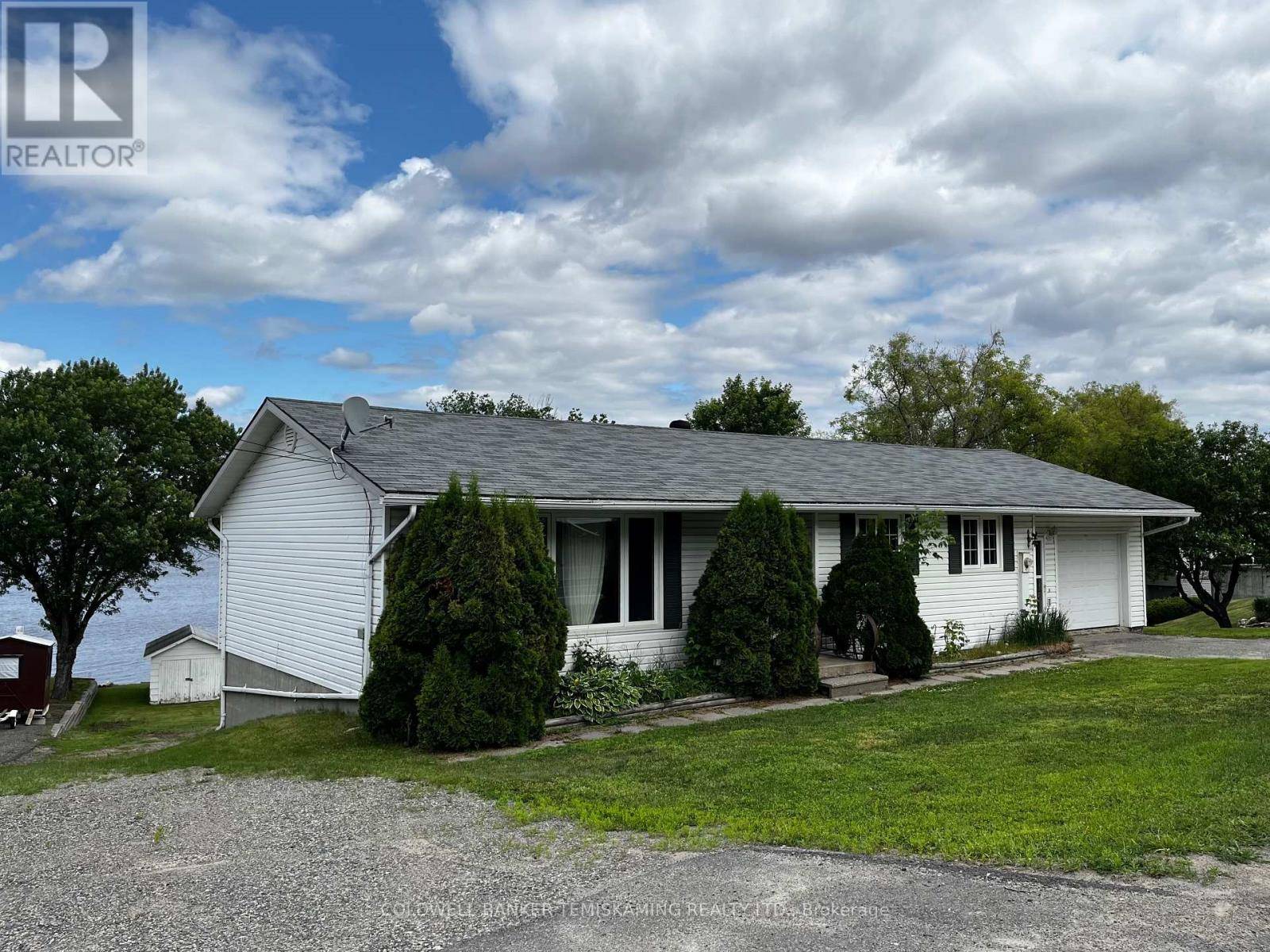 Temiskaming Shores (new Liskeard), ON P0J1P0,495 LAKESHORE ROAD N