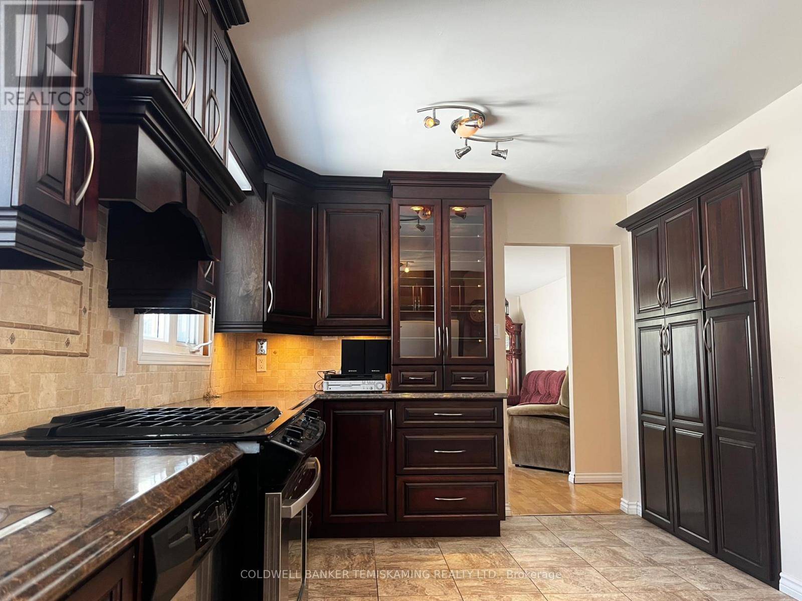 Temiskaming Shores (new Liskeard), ON P0J1P0,495 LAKESHORE ROAD N