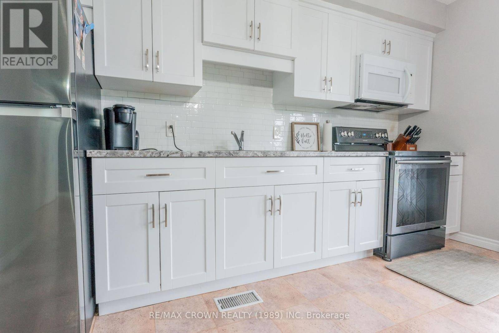Kapuskasing, ON P5N2V1,20 BOULDIER STREET