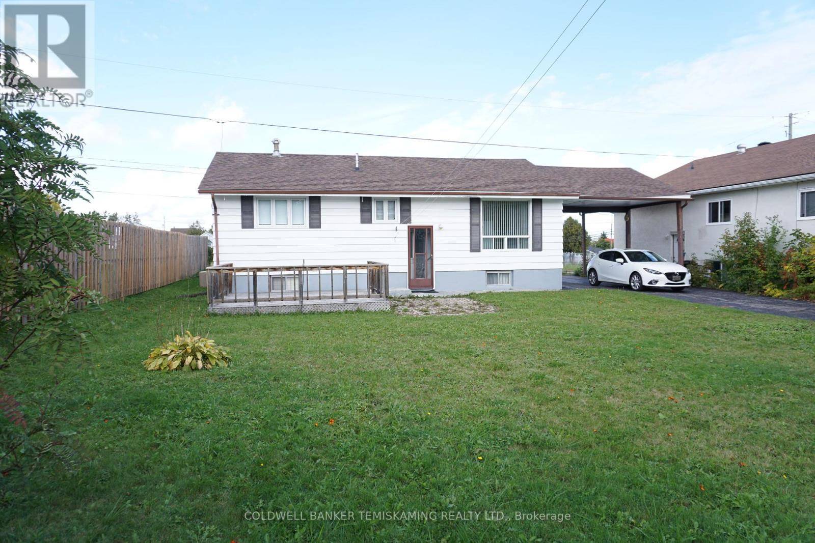 Temiskaming Shores, ON P0J1K0,416 CECIL STREET