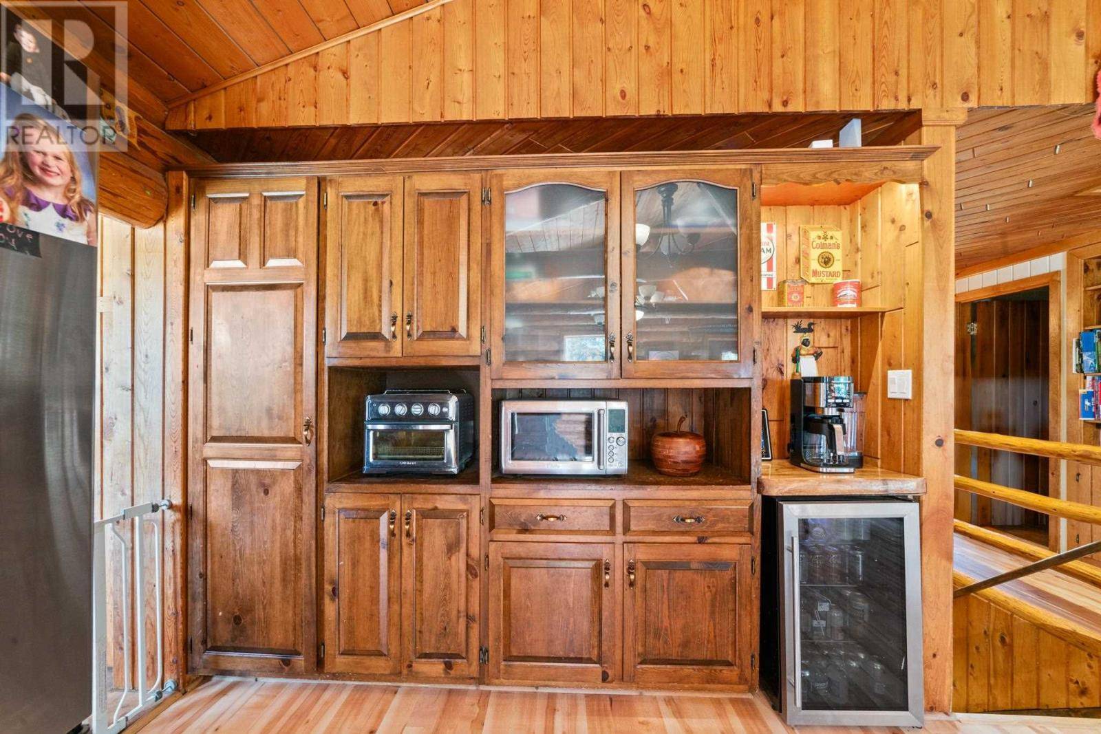 Red Lake, ON P0V2M0,361 Howey ST