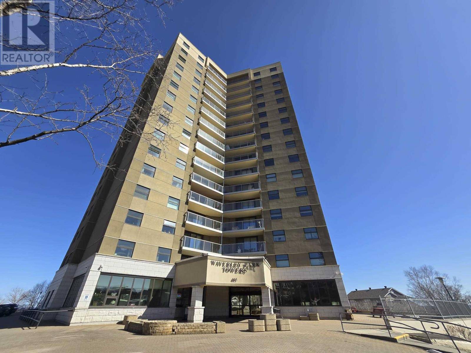 Thunder Bay, ON P7B1B8,408 405 Waverly ST