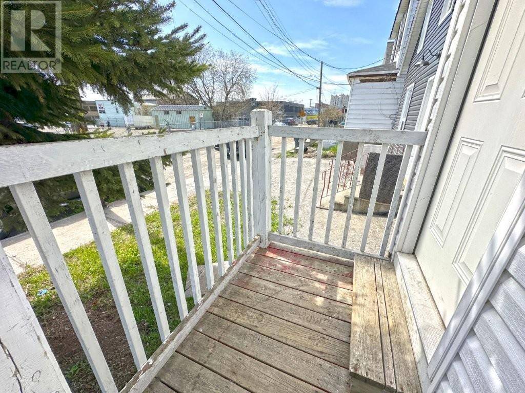 Thunder Bay, ON P7A4S7,32 Bendell Street