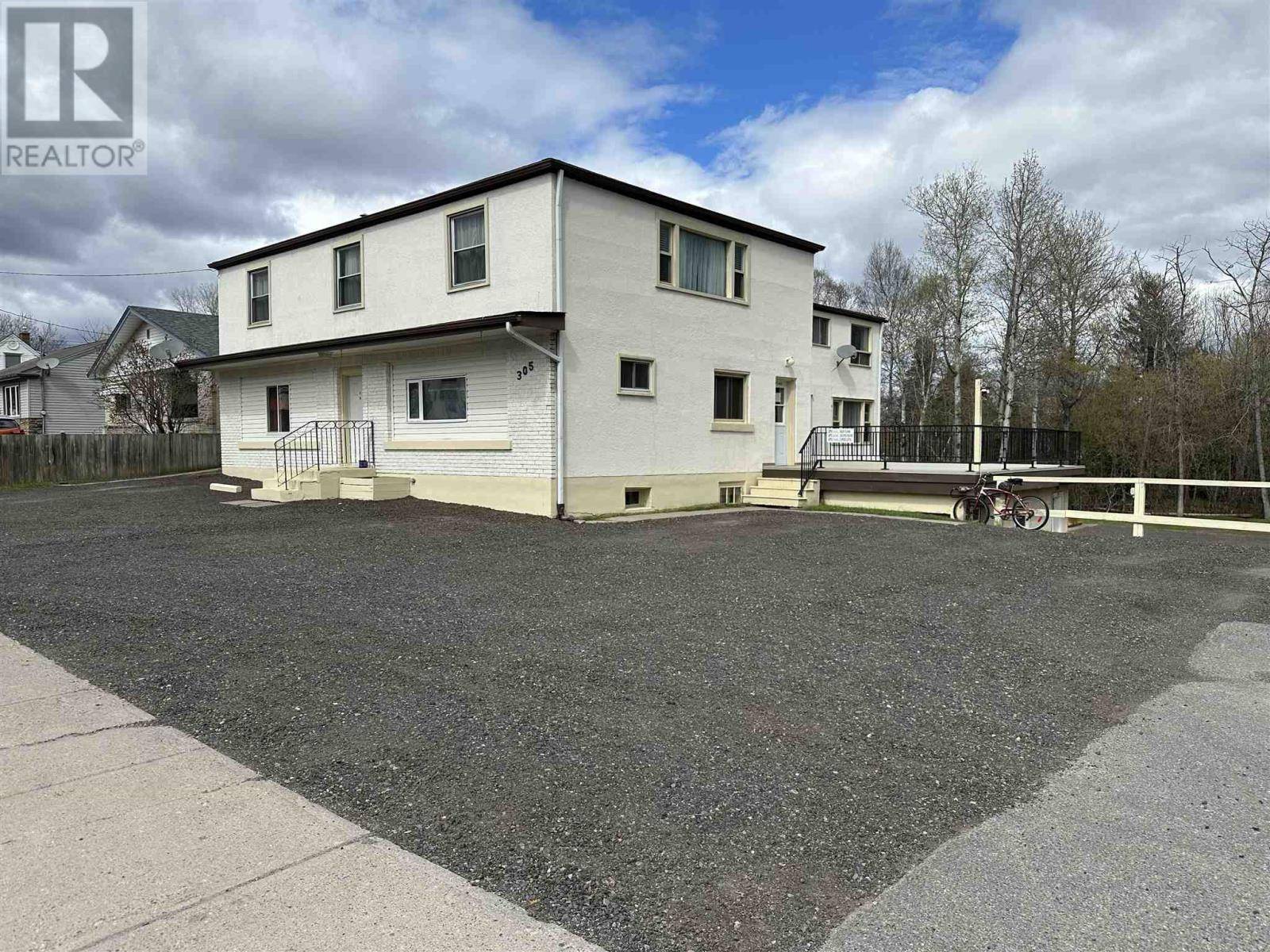 Thunder Bay, ON P7A5N6,305 Balsam ST