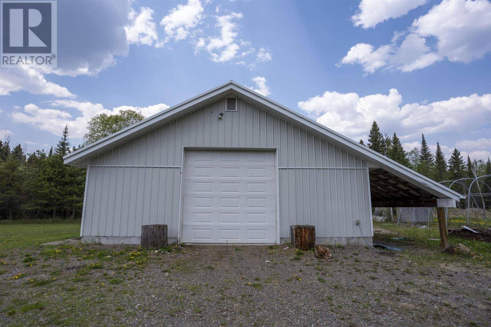 Thunder Bay, ON P7G0G9,23 Gronroos RD