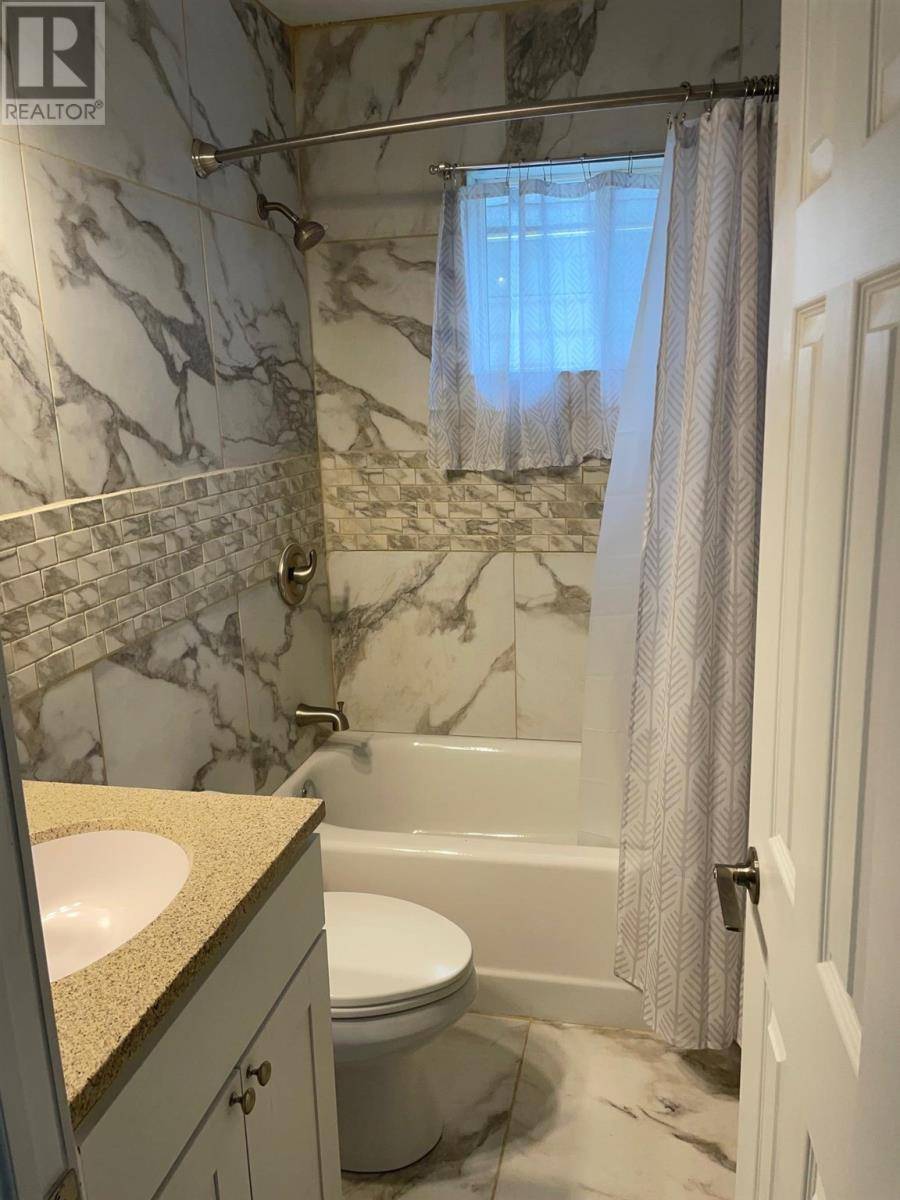 Thunder Bay, ON P7E4B9,122 Francis ST W
