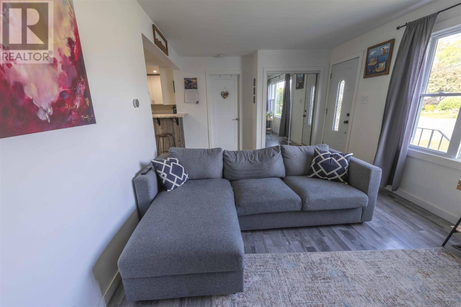 Thunder Bay, ON P7B4Z4,189 CARL AVE