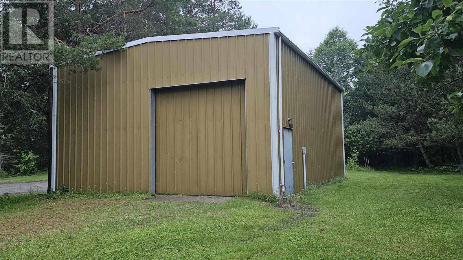Thunder Bay, ON P7G2J1,319 Fisher RD