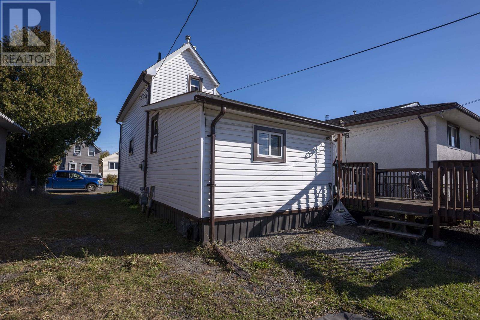 Thunder Bay, ON P7C2Y1,535 McBain ST
