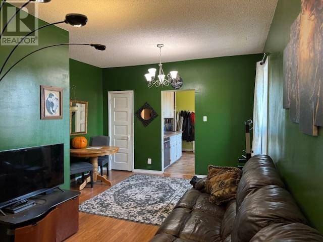 Thunder Bay, ON P7C2T7,138 Pruden ST