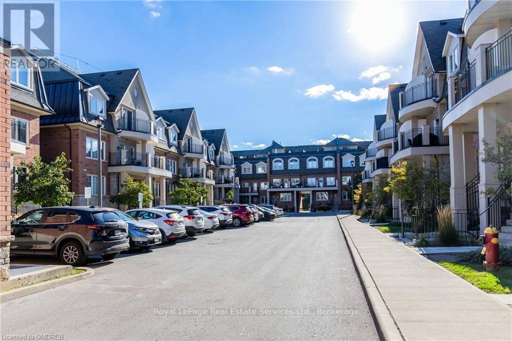 Oakville (1019 - Wm Westmount), ON L6M0J7,2420 BARONWOOD DR #42-02