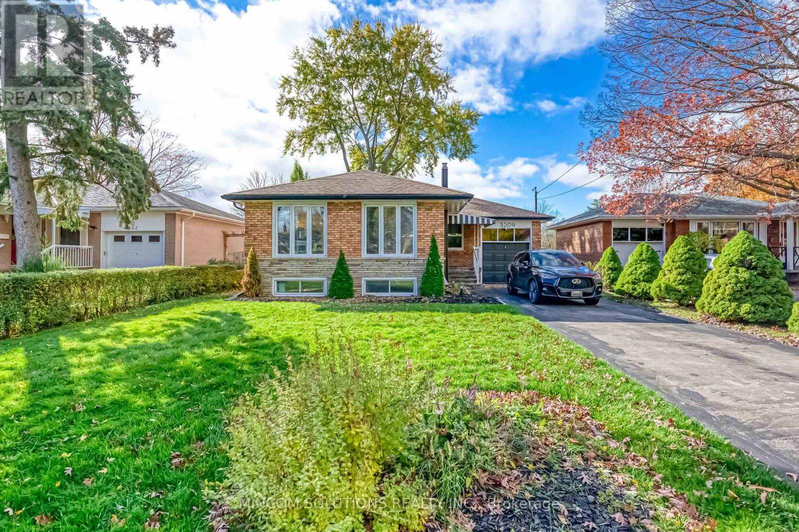 Mississauga (erindale), ON L5C2H8,3506 ORION CRESCENT