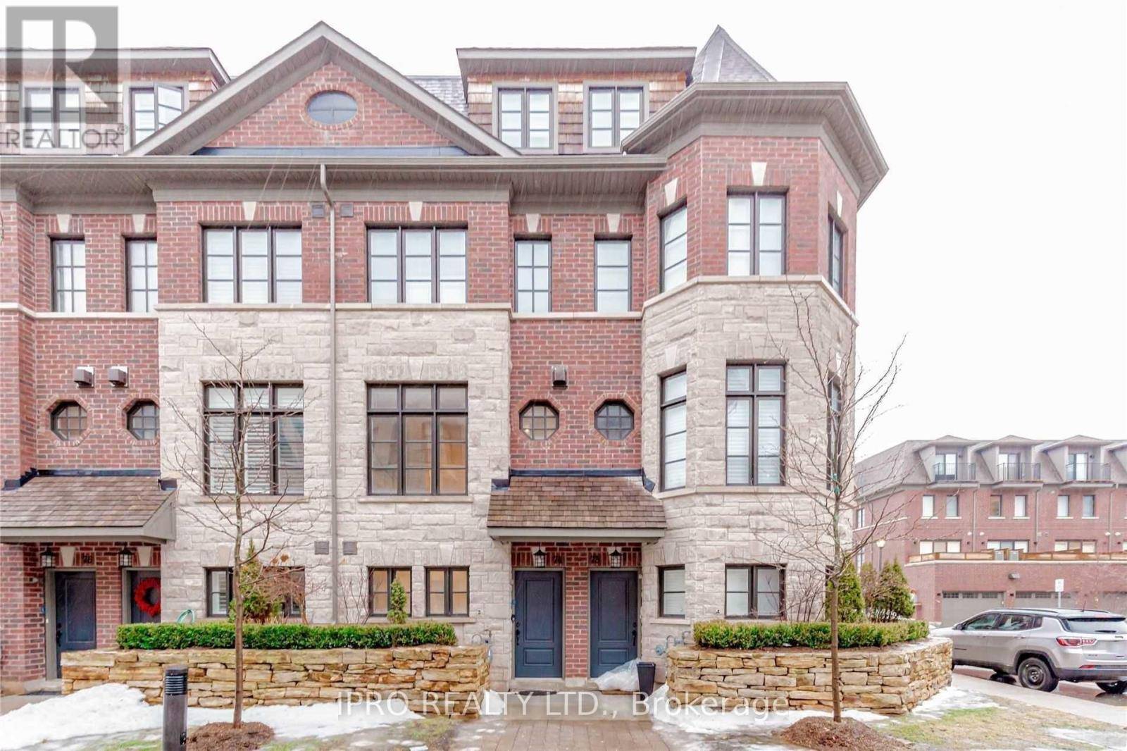 Oakville (river Oaks), ON L6H0N2,250 Royalton Common #74