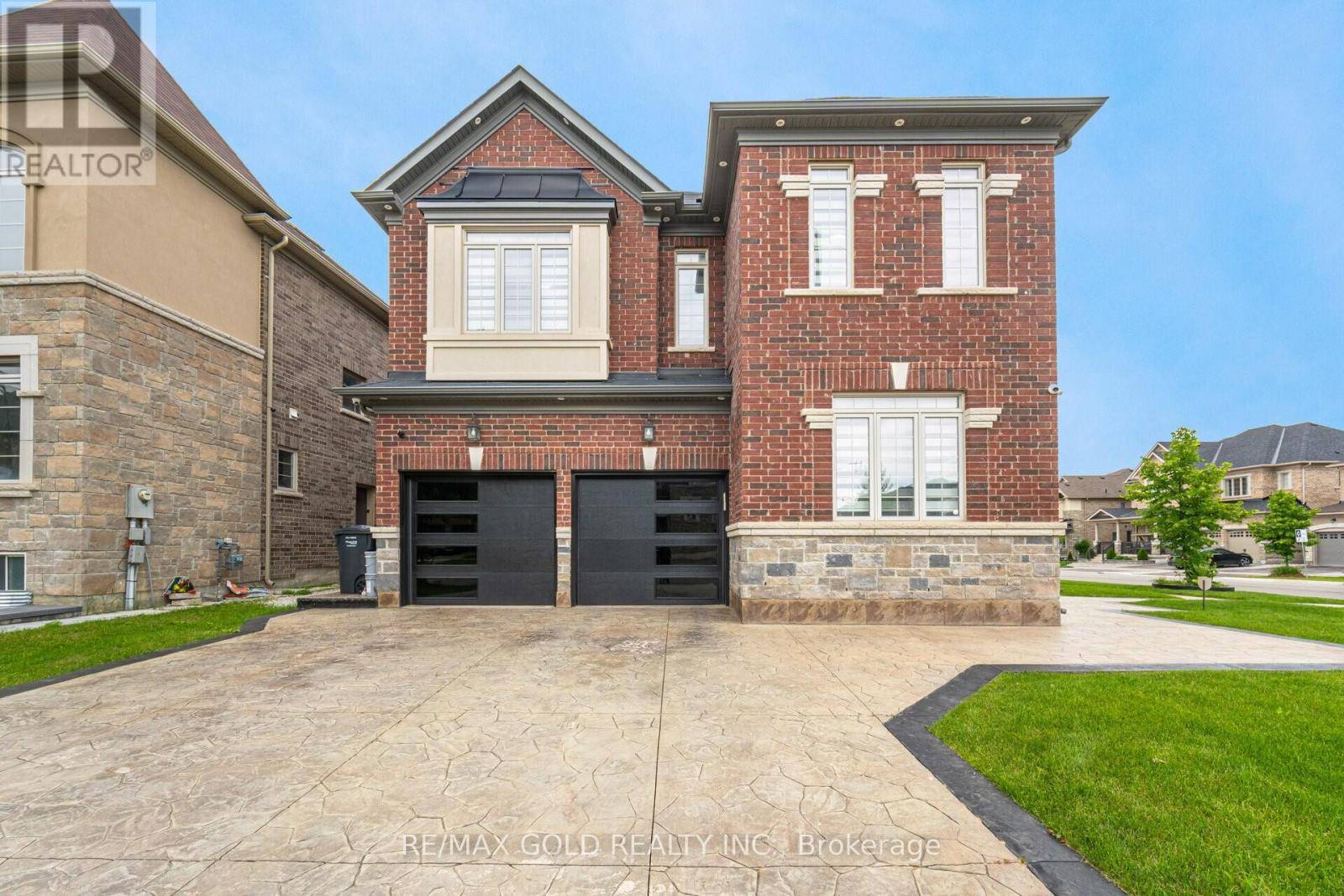 Brampton (toronto Gore Rural Estate), ON L6P4K1,20 CARL FINLAY DRIVE