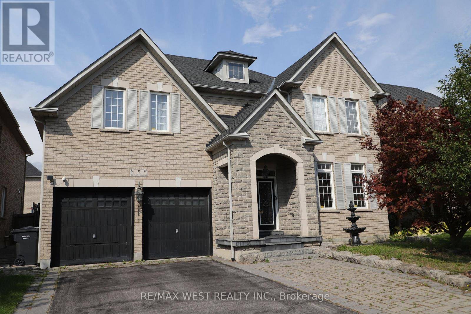 Brampton (vales Of Castlemore), ON L6P1X2,5 SUPINO CRESCENT