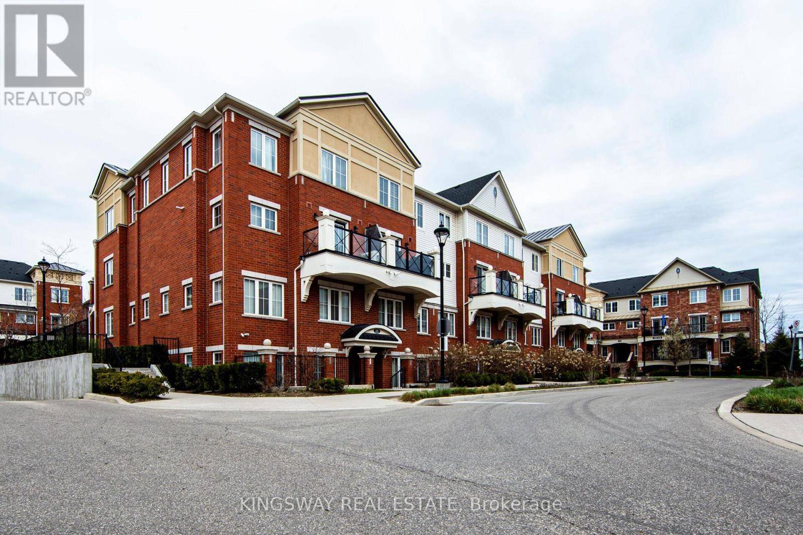 Oakville (river Oaks), ON L6H0K1,2488 Post RD #21