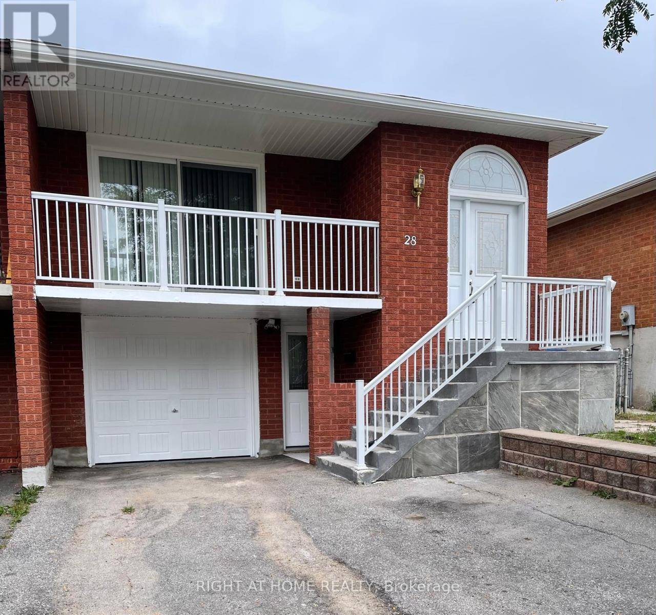 Brampton (madoc), ON L6V3K2,28 Major Oaks DR #Lower