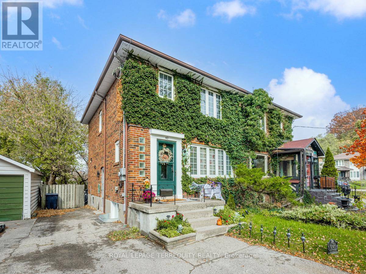 Toronto (rockcliffe-smythe), ON M6N4V7,40 BRENDWIN ROAD