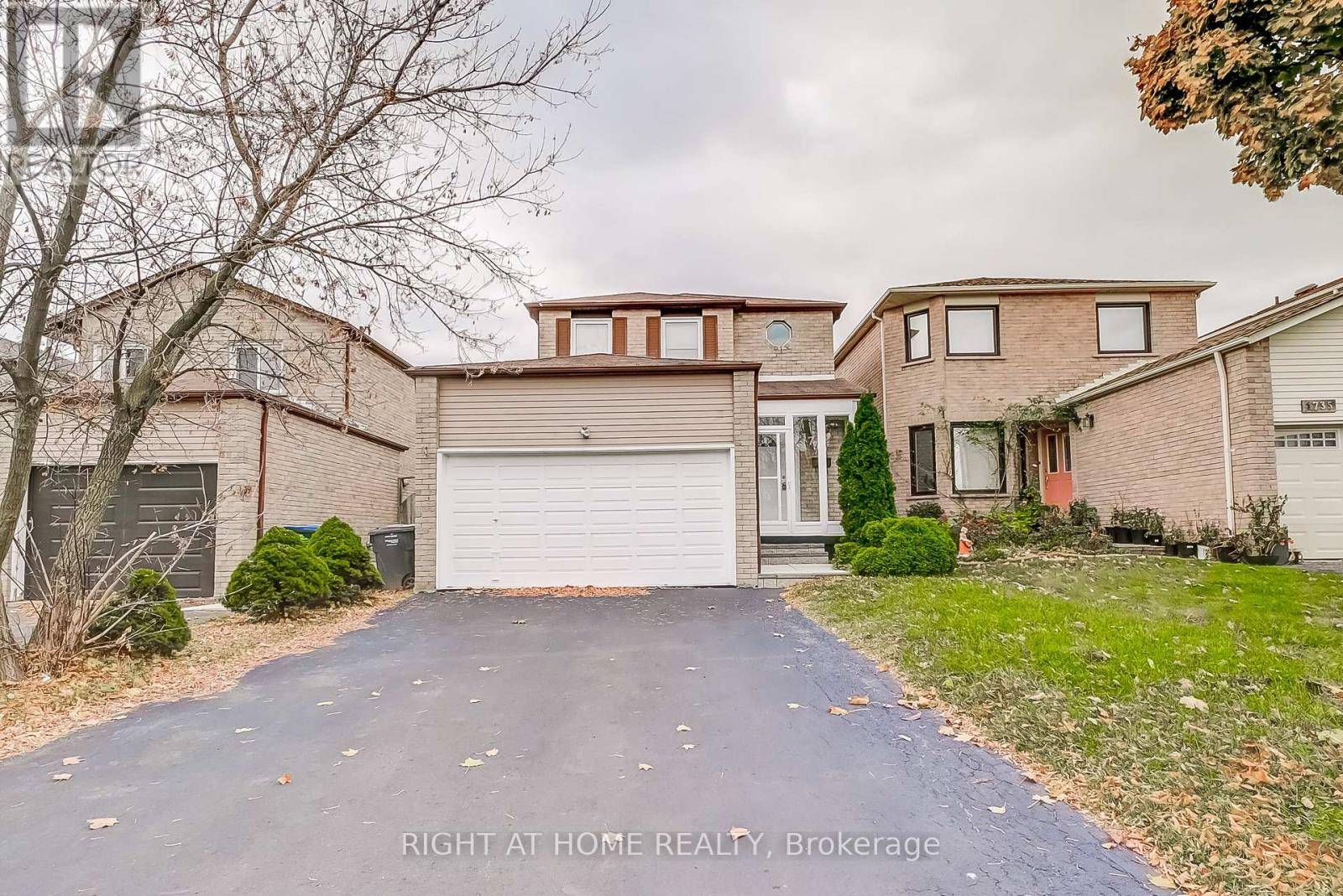 Mississauga (east Credit), ON L5M3R4,1739 PRINCELEA PLACE