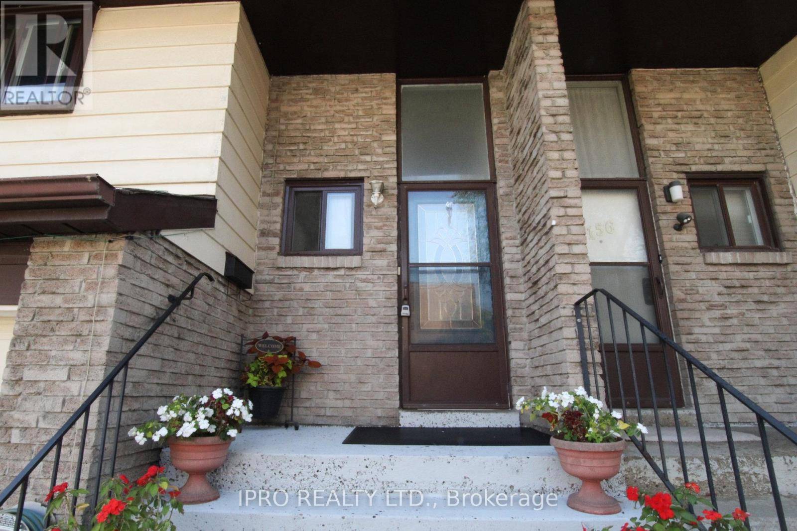 Mississauga (cooksville), ON L5A3M2,180 Mississauga Valley BLVD #157