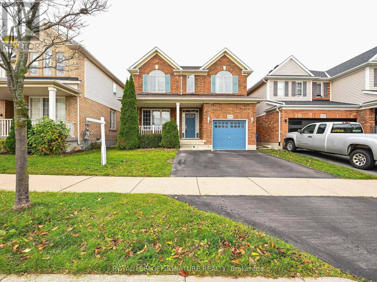 Burlington (alton), ON L7M0C2,3207 MUNSON CRESCENT