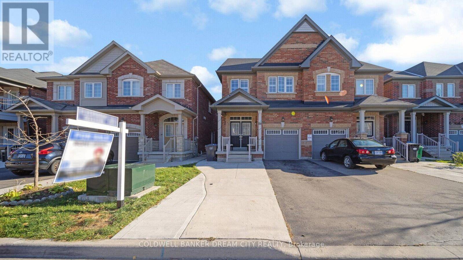 Brampton (vales Of Castlemore), ON L6P4L6,88 HOLLOWGROVE BOULEVARD