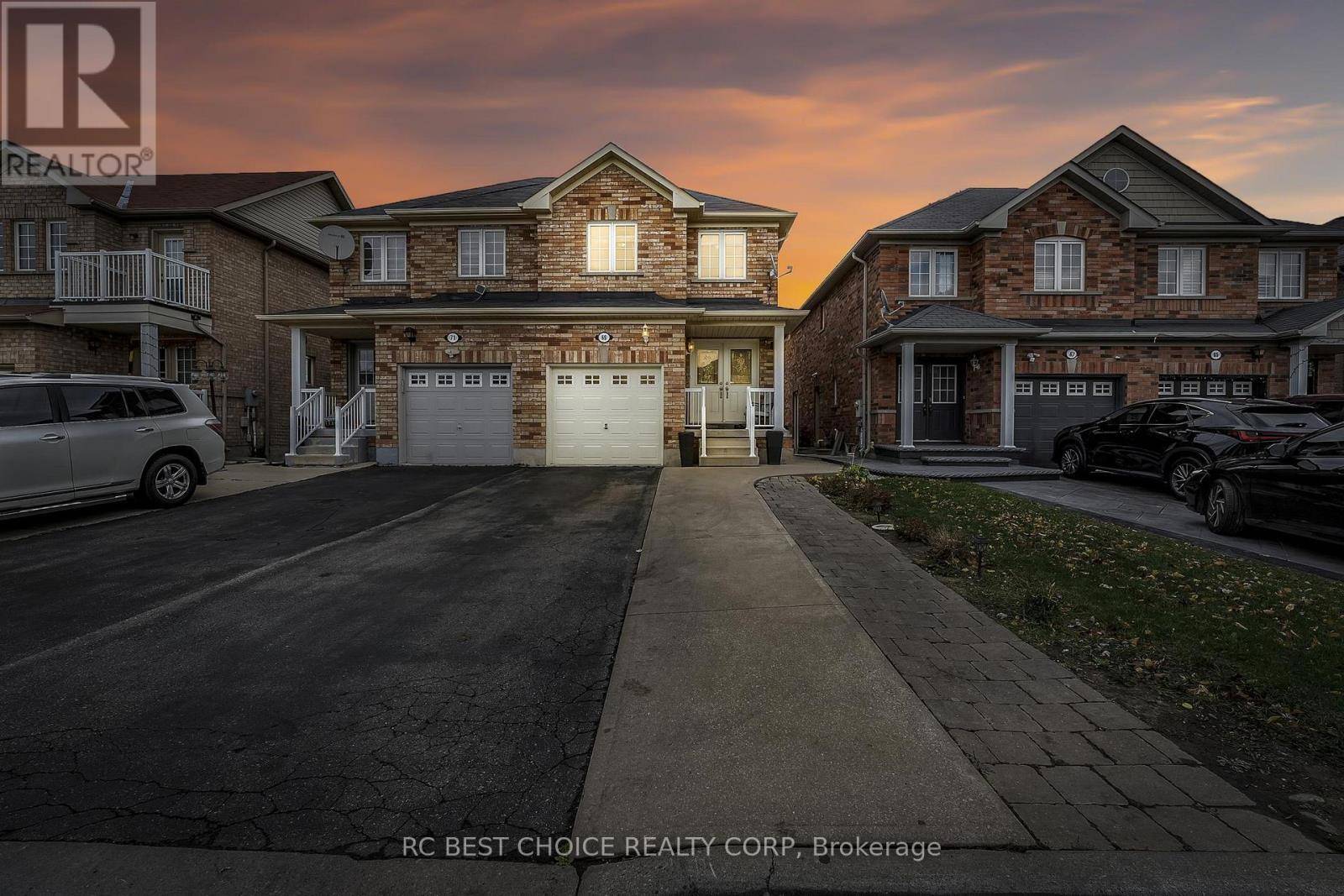 Brampton (credit Valley), ON L6X0K4,69 ROUNDSTONE DRIVE