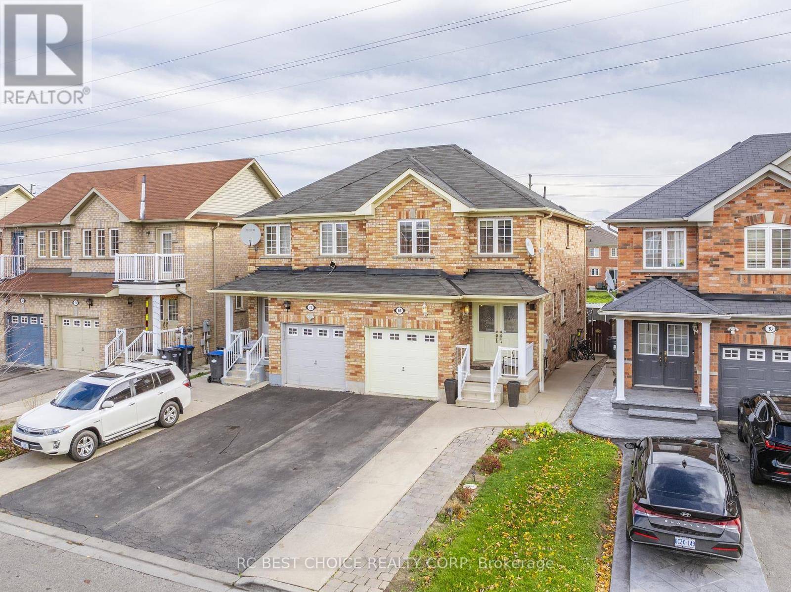 Brampton (credit Valley), ON L6X0K4,69 ROUNDSTONE DRIVE