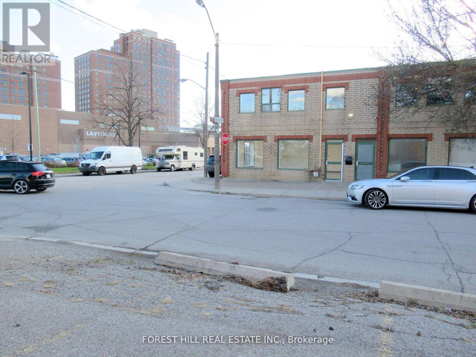 Toronto (junction Area), ON M6N5B3,26 Cawthra AVE #Unit 1