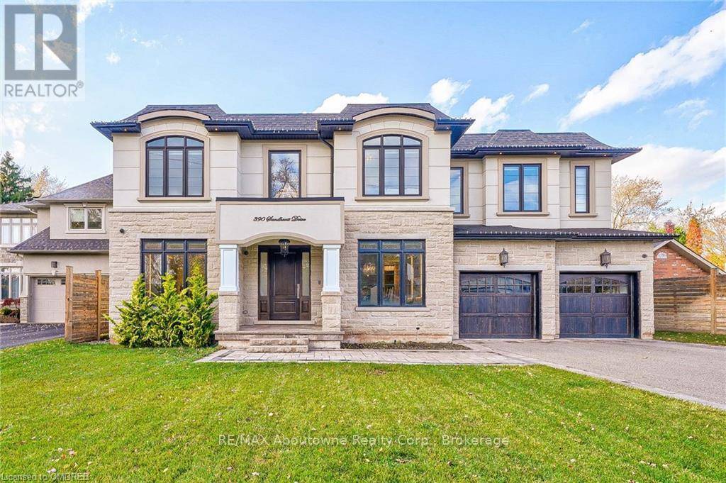 Oakville (1020 - Wo West), ON L6L4L3,390 SANDHURST DRIVE