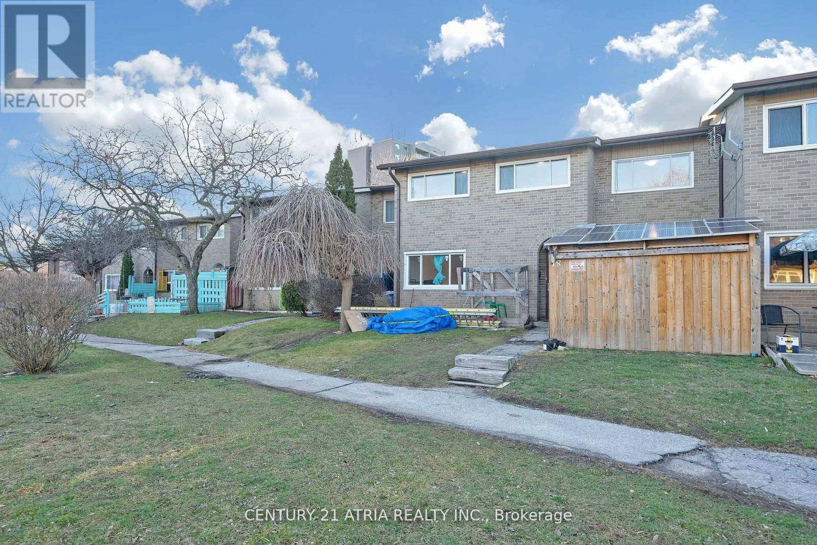 Toronto (glenfield-jane Heights), ON M3N2M7,73 Driftwood AVE #18