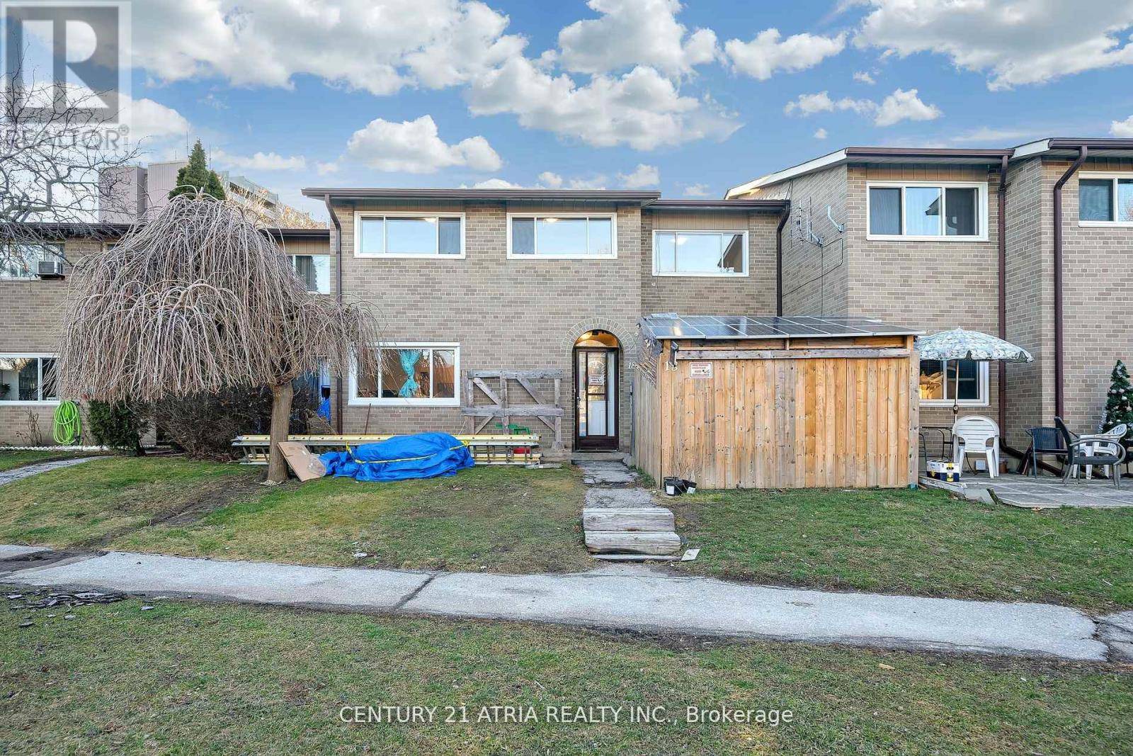 Toronto (glenfield-jane Heights), ON M3N2M7,73 Driftwood AVE #18