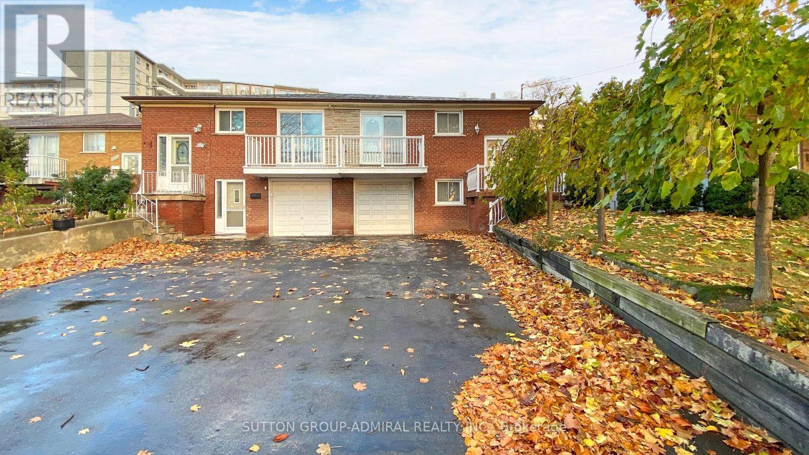 Toronto (york University Heights), ON M3J1P6,149 SHARPECROFT BOULEVARD