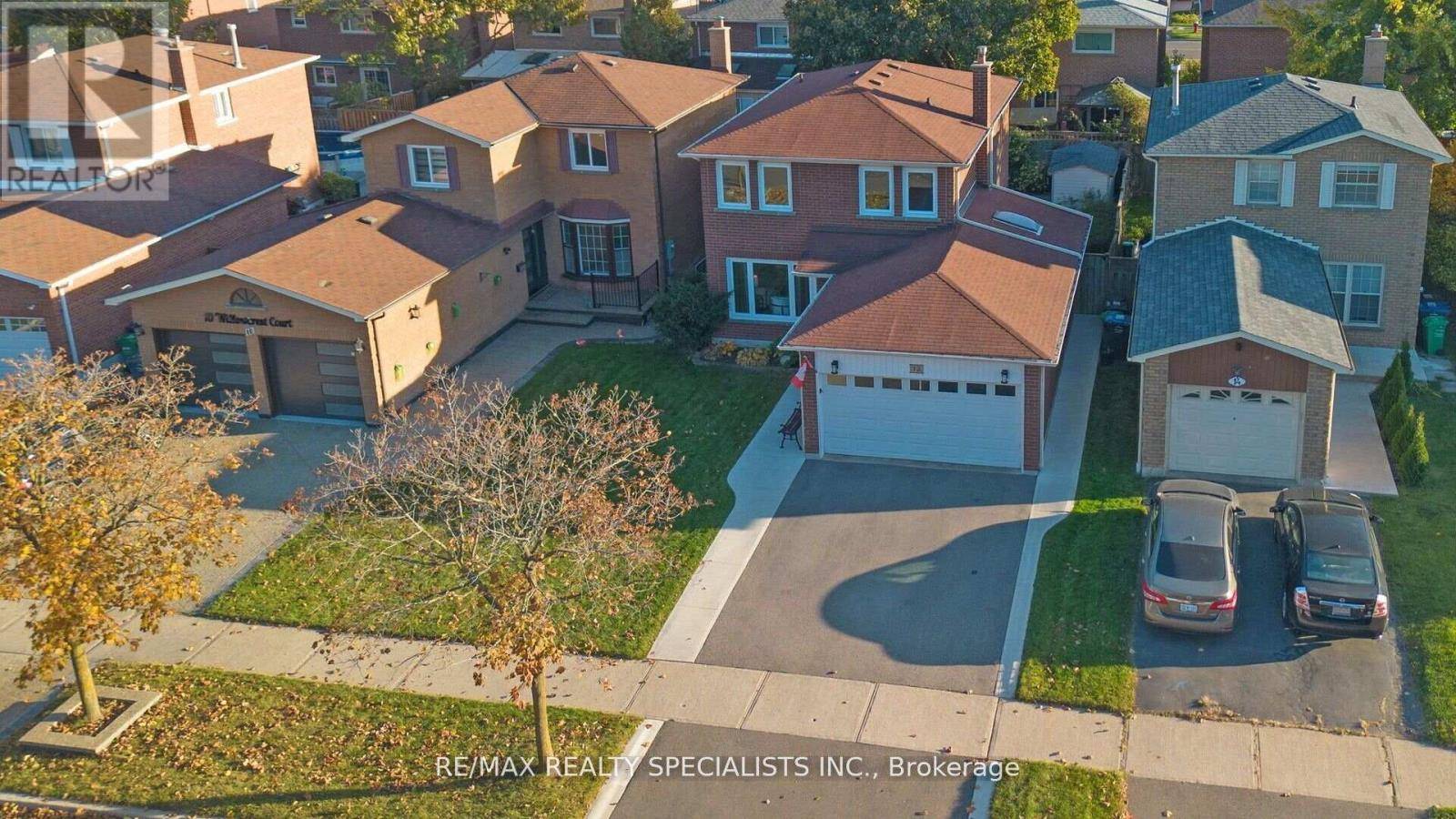 Brampton (bram West), ON L6X2X8,12 WILLOWCREST COURT