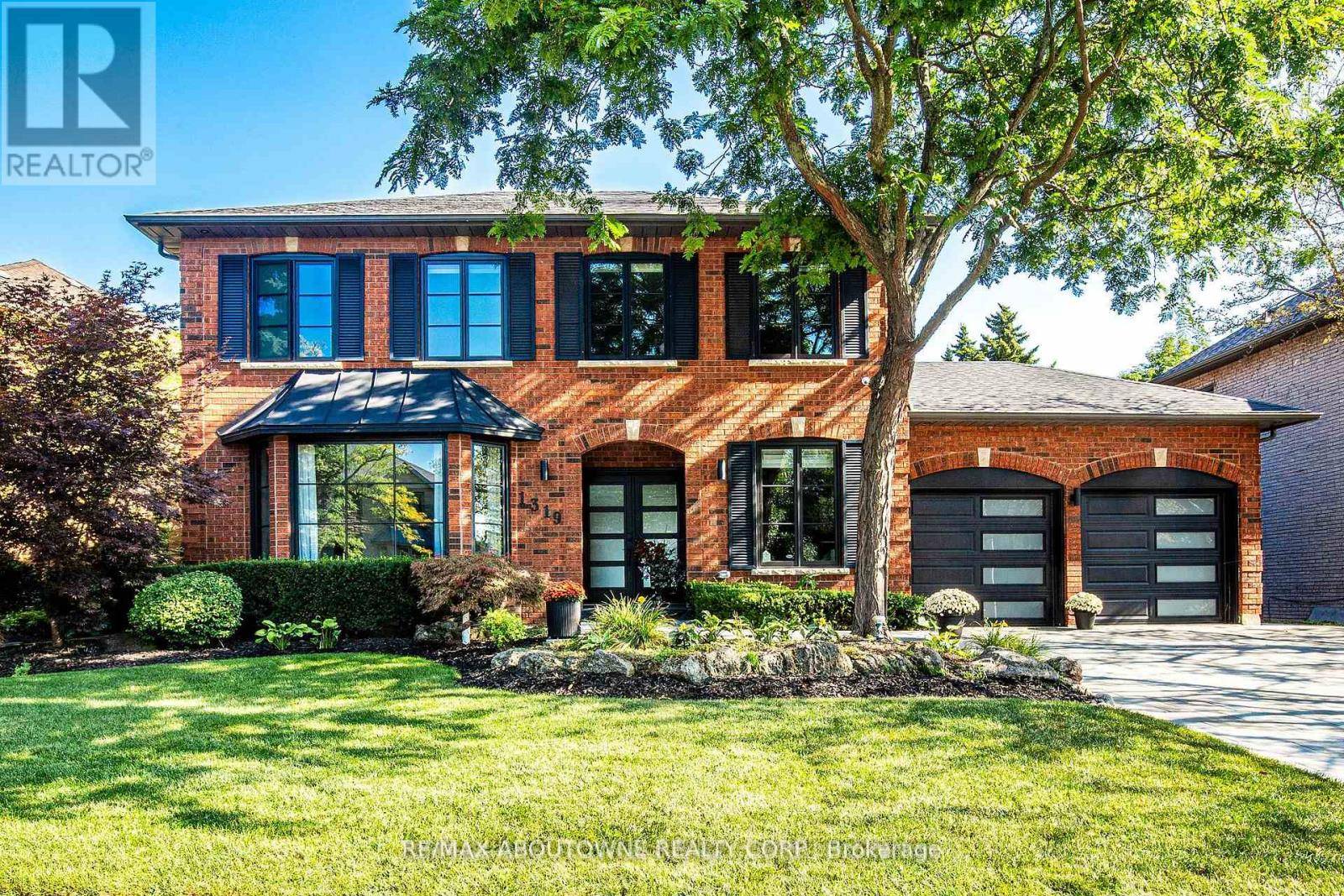 Oakville (glen Abbey), ON L6M2N1,1319 GREENEAGLE DRIVE