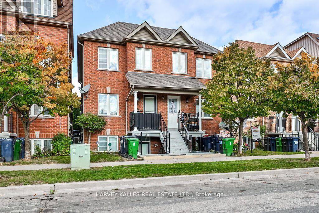 Toronto (weston-pellam Park), ON M5N5G3,74 CONNOLLY STREET