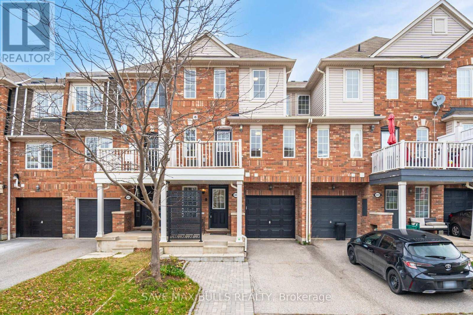 Oakville (palermo West), ON L6M5H9,3033 DRUMLOCH AVENUE