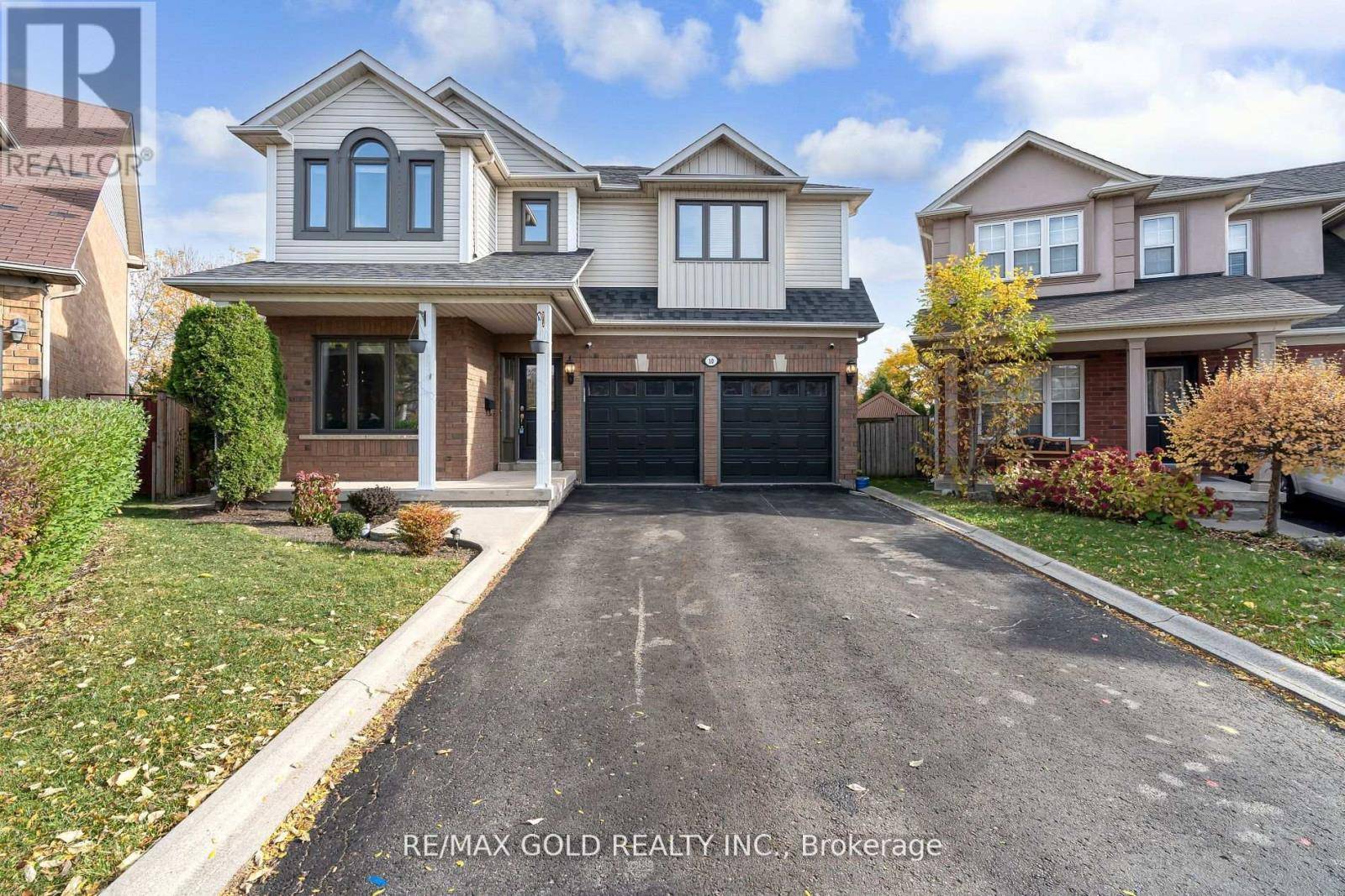 Brampton (fletcher's Meadow), ON L7A1Y2,10 SUNNYBROOK CRESCENT