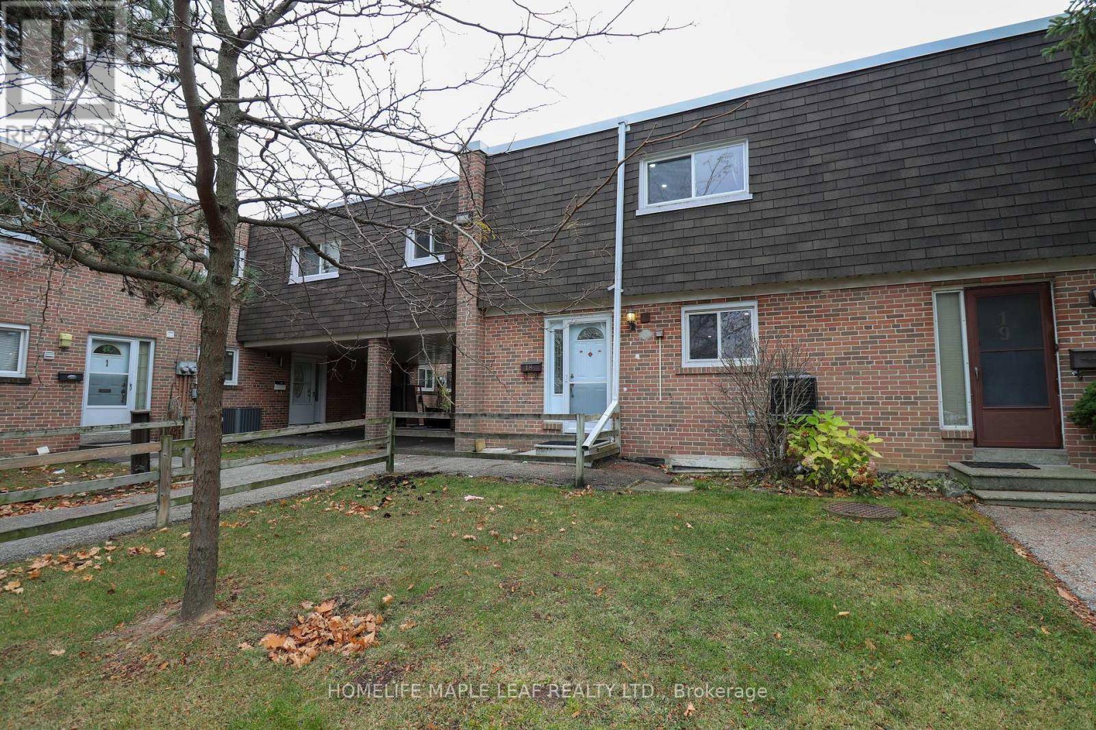 Toronto (west Humber-clairville), ON M9V2G9,59 Lexington AVE North #18