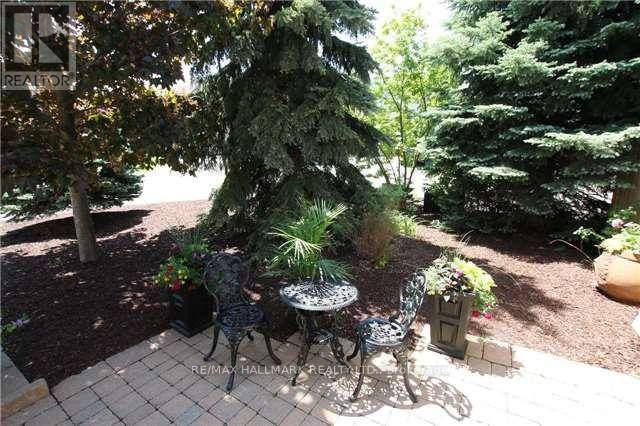 Mississauga (meadowvale Village), ON L5W1C3,6873 SHADE HOUSE COURT