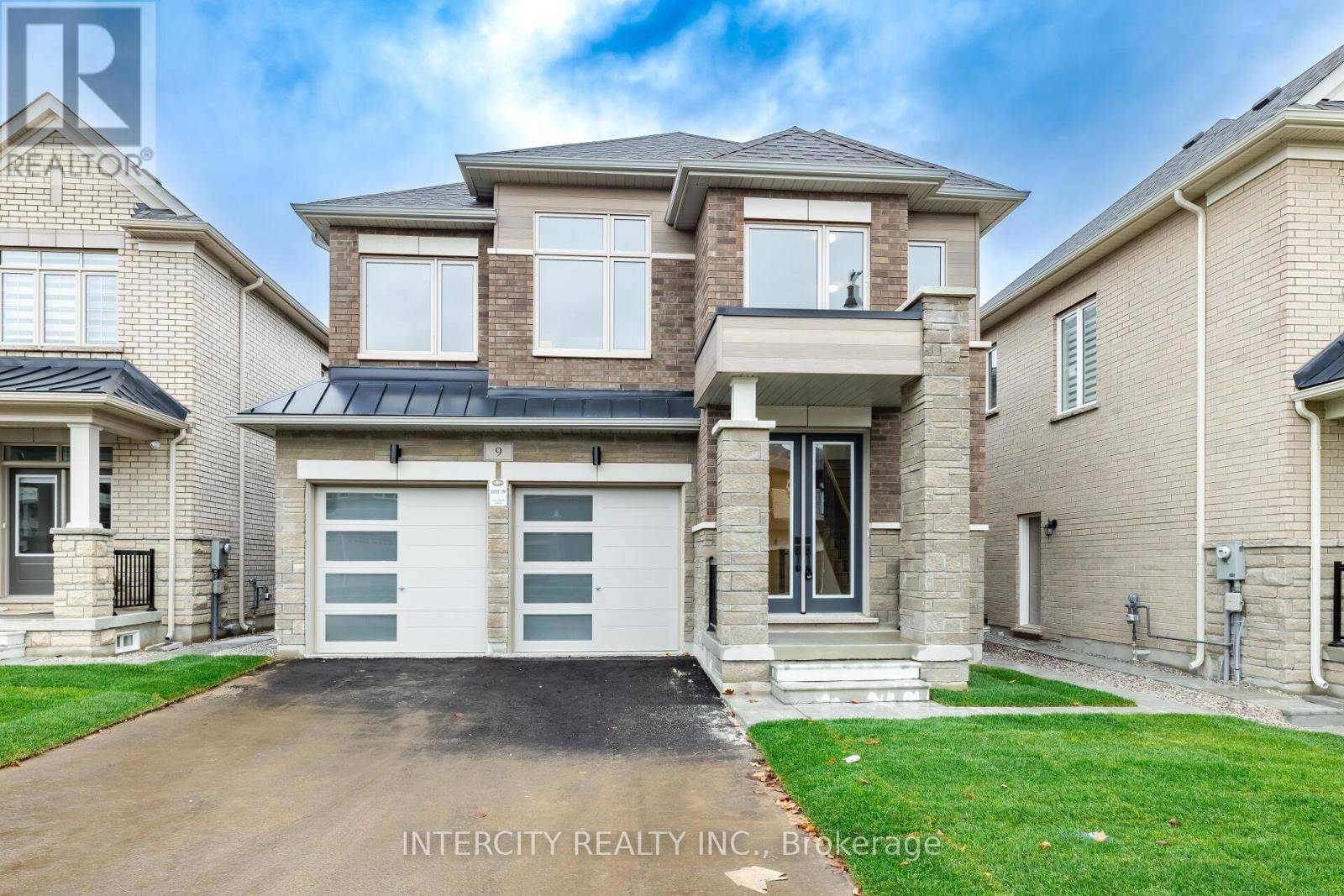 Brampton (bram East), ON L6P4R6,9 DOLOMITE DRIVE