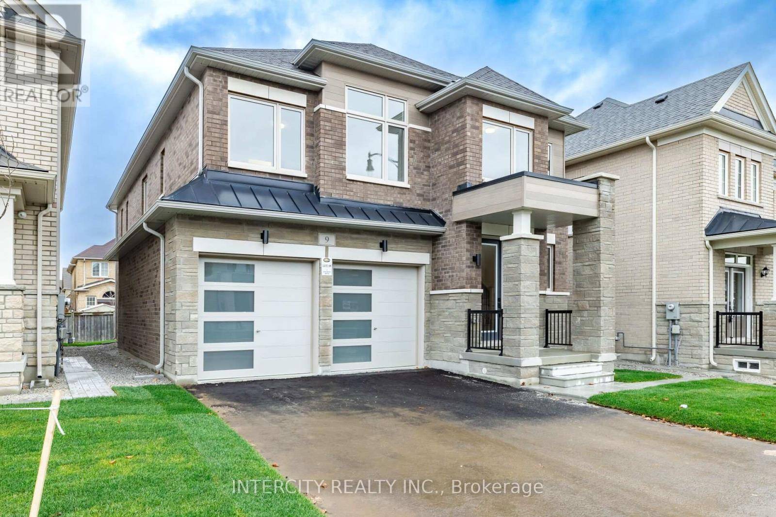 Brampton (bram East), ON L6P4R6,9 DOLOMITE DRIVE