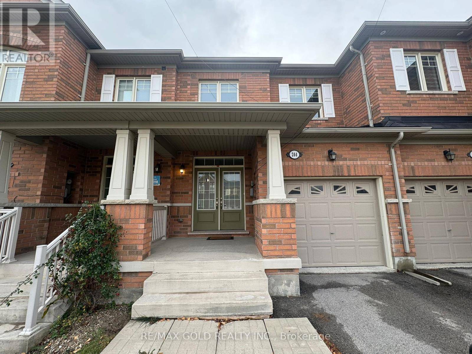 Brampton (bram West), ON L6Y2Z4,244 SKY HARBOUR DRIVE