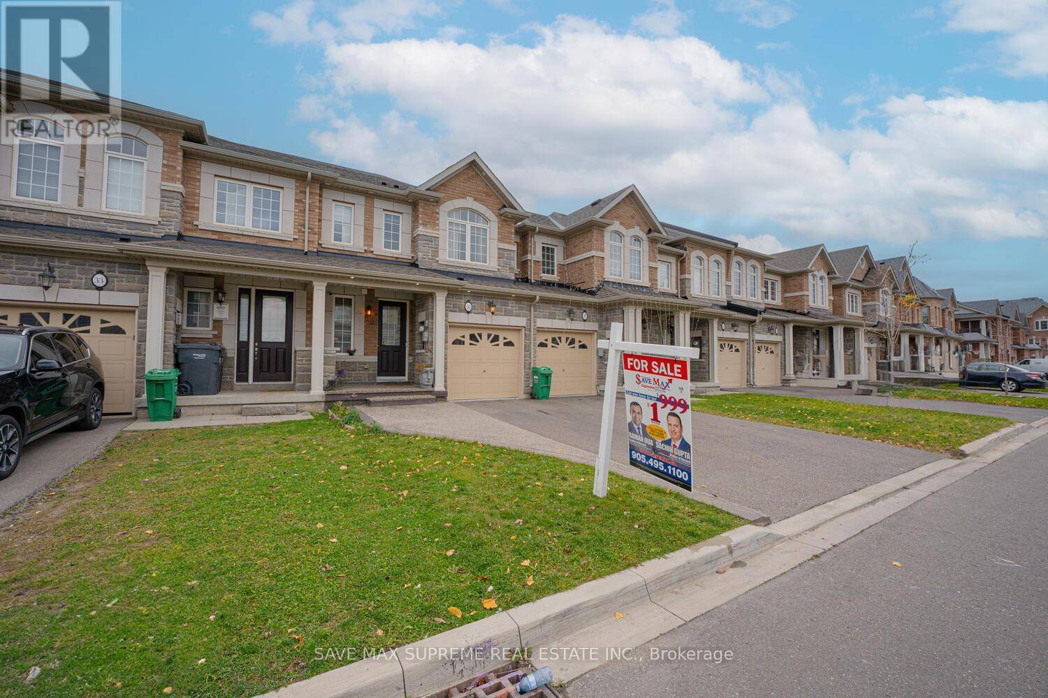 Brampton (northwest Brampton), ON L7A4V3,35 HOGAN MANOR DRIVE